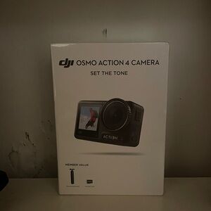 DJI Osmo Action 4 in Black